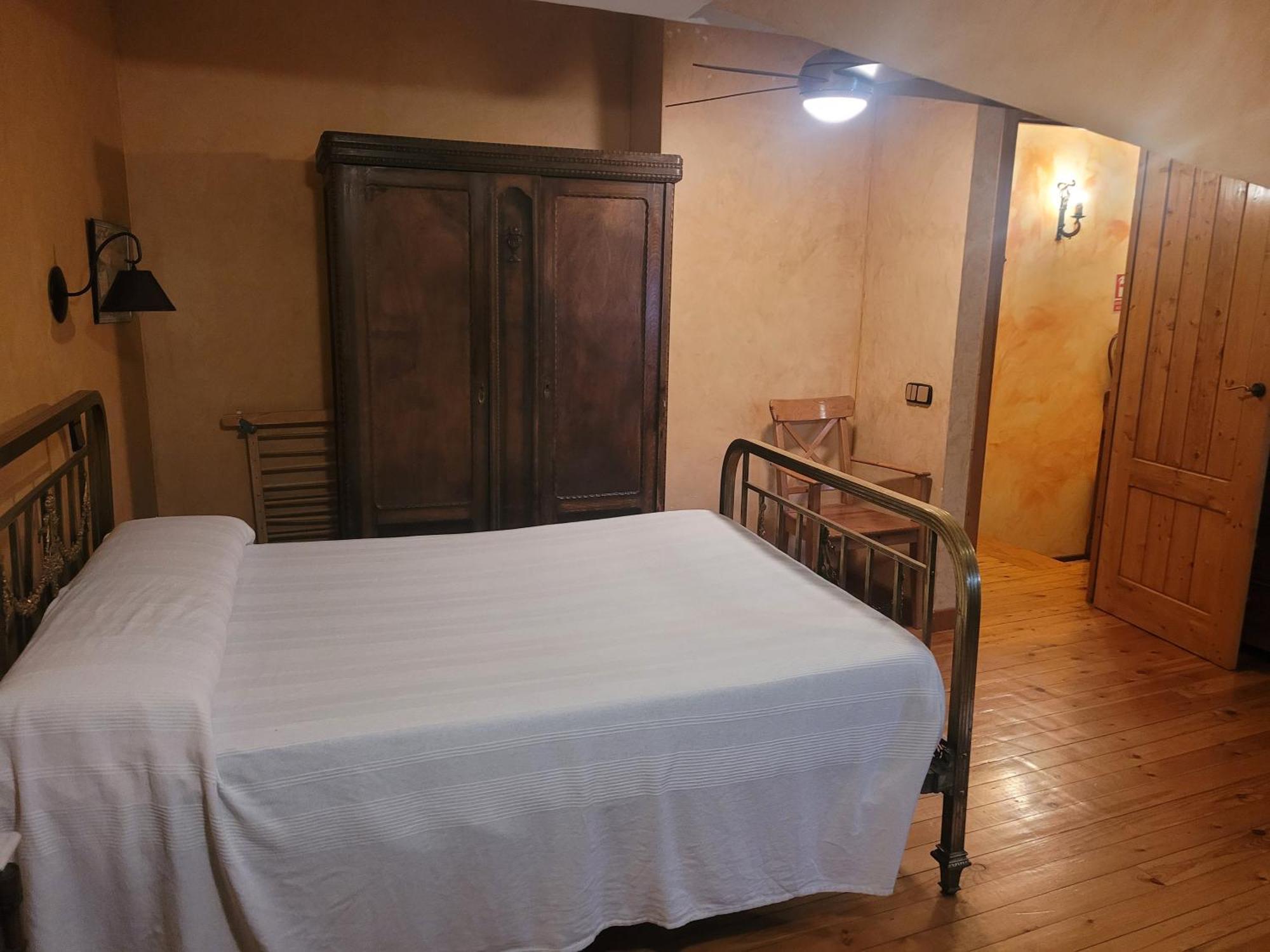 Casa Rural La Vid Cadalso de los Vidrios Bagian luar foto