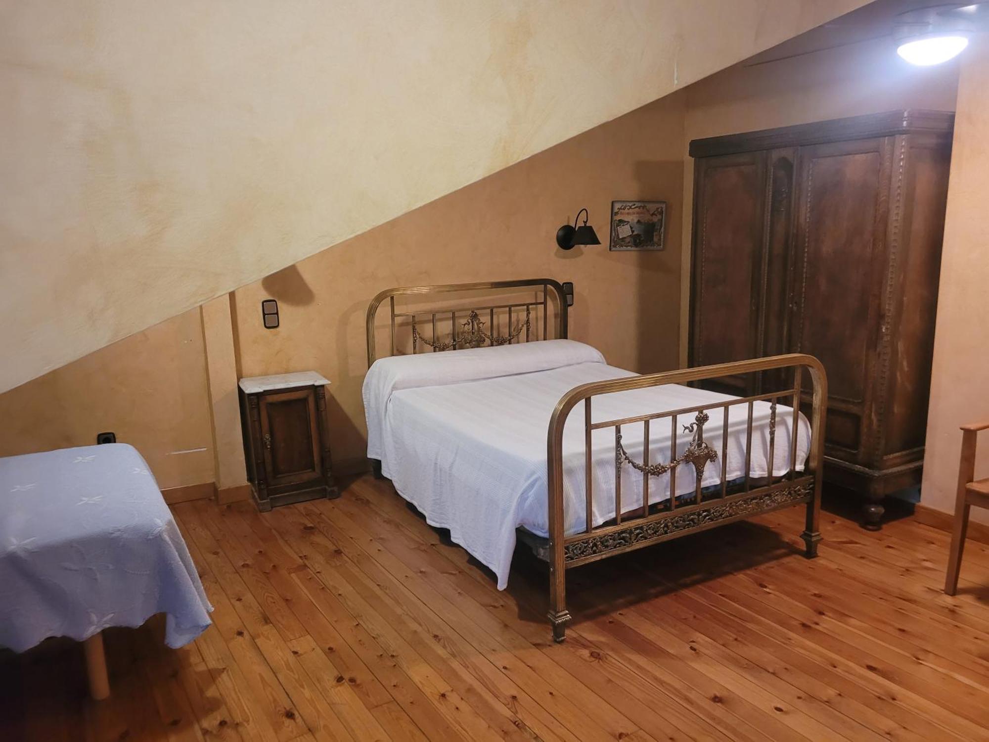 Casa Rural La Vid Cadalso de los Vidrios Bagian luar foto
